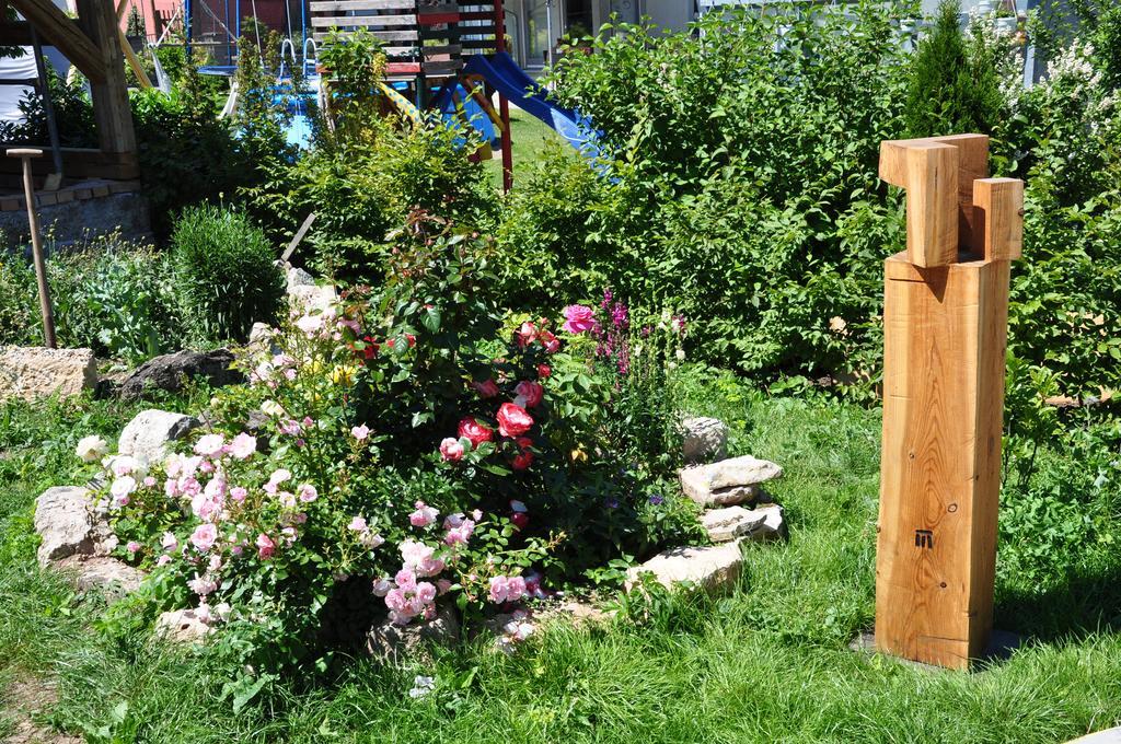 플라우에 Cafe Landart Im Thueringer Finistere 아파트 외부 사진