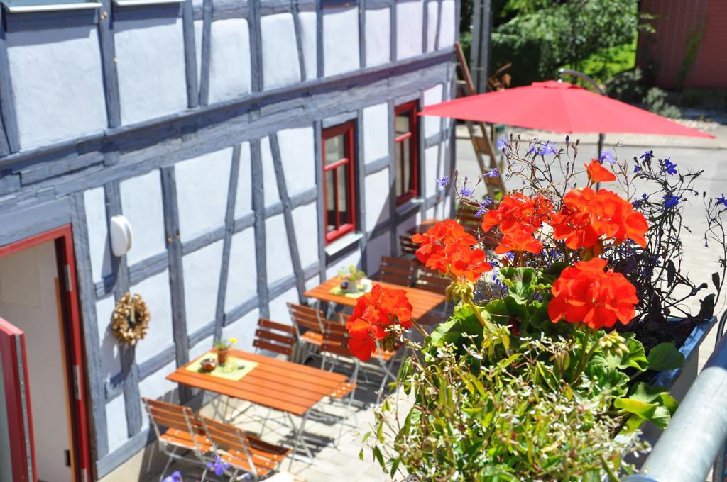 플라우에 Cafe Landart Im Thueringer Finistere 아파트 외부 사진