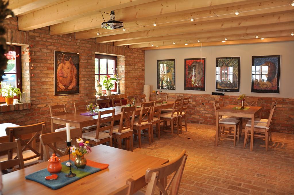 플라우에 Cafe Landart Im Thueringer Finistere 아파트 외부 사진