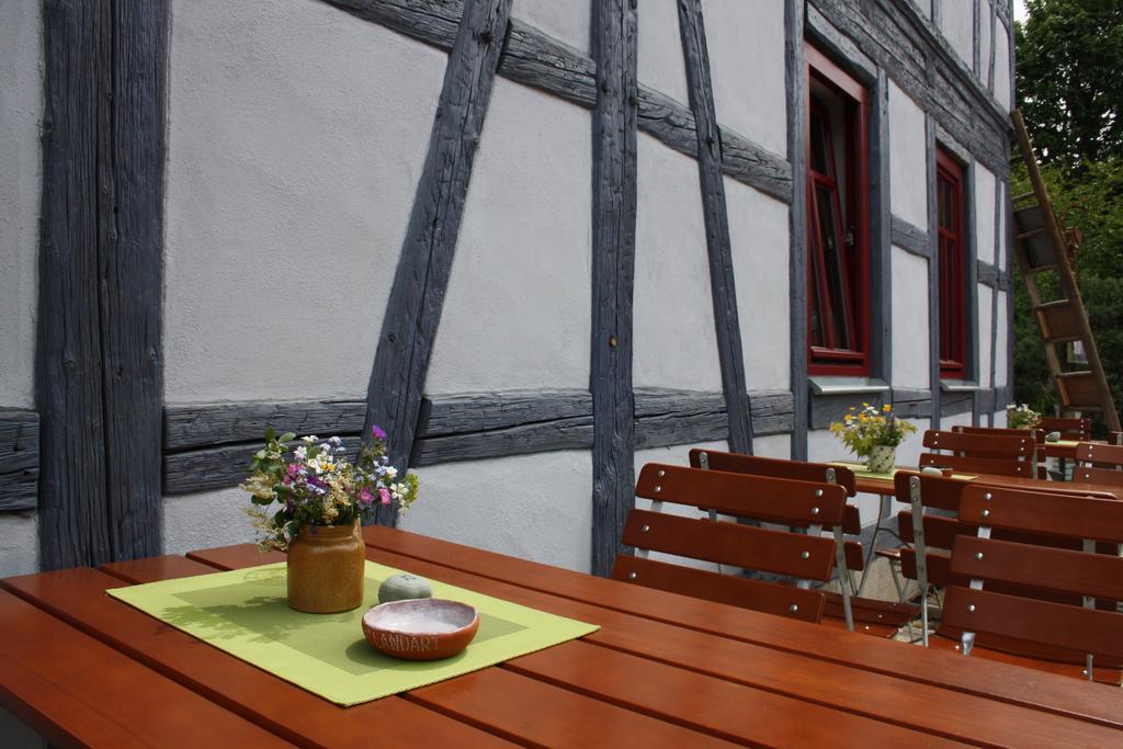 플라우에 Cafe Landart Im Thueringer Finistere 아파트 외부 사진