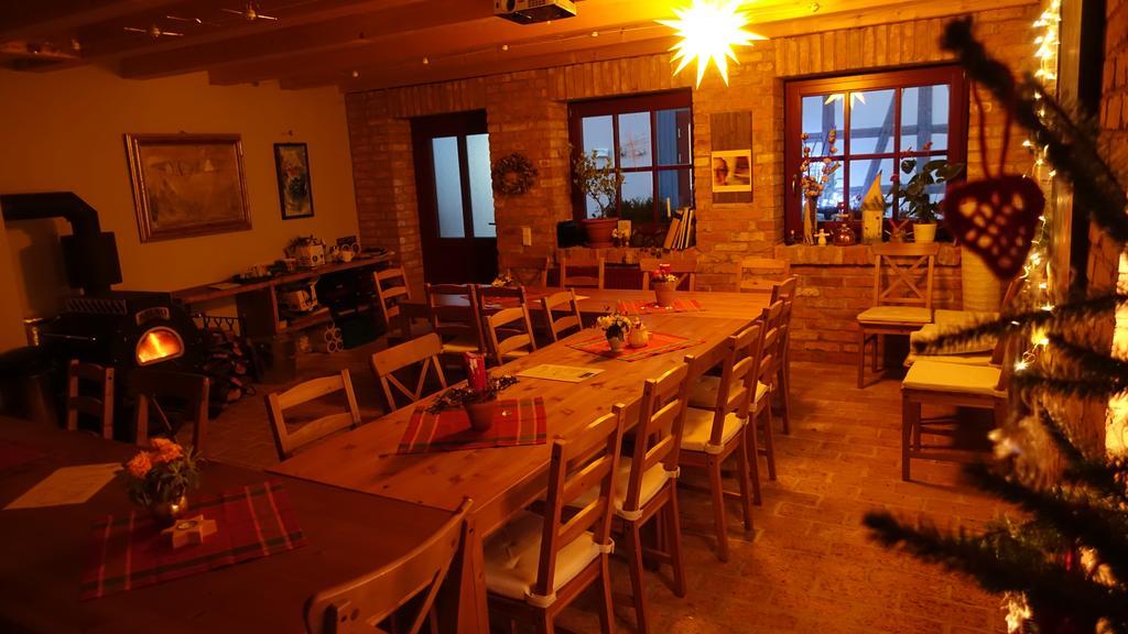 플라우에 Cafe Landart Im Thueringer Finistere 아파트 외부 사진
